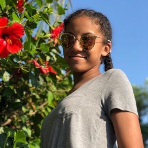 Meet your Posher, Marissa